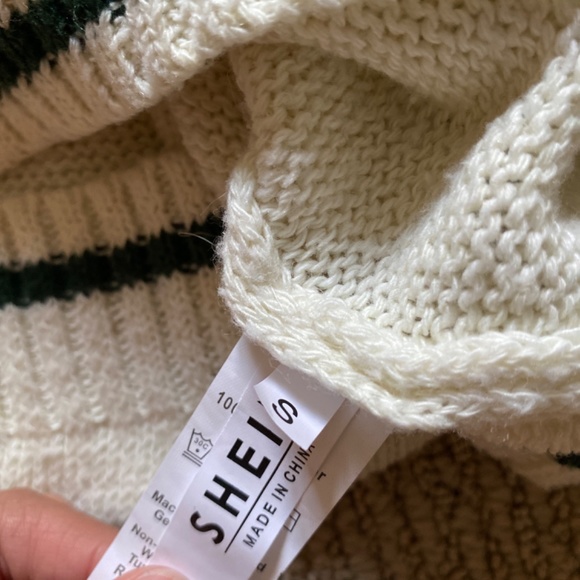 SHEIN V neck Knit Argyle Cream and Green Sweater Vest - Picture 3 of 6